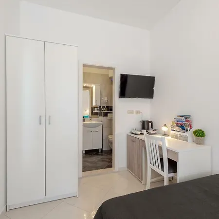 Studio Apartment & Room Ten - Free Parking Ragusa Esterno foto