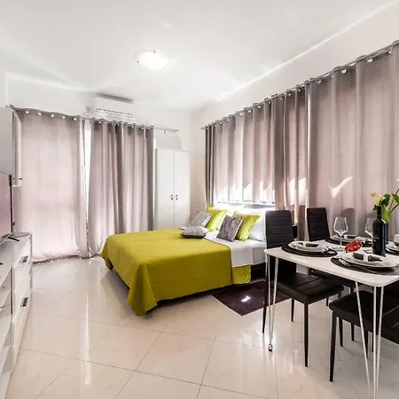 Studio Apartment & Room Ten - Free Parking Ragusa Esterno foto