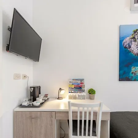 Studio Apartment & Room Ten - Free Parking Ragusa Esterno foto